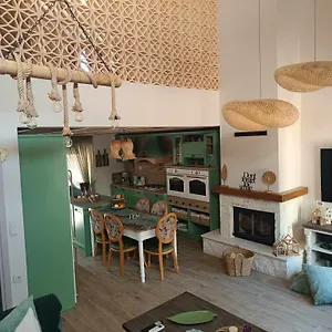 Panos Luxury Apartment