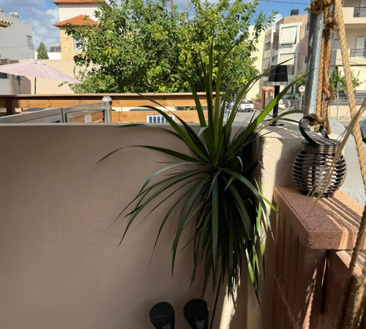 Olenas Modern Suite Nea Alikarnassos Apartment